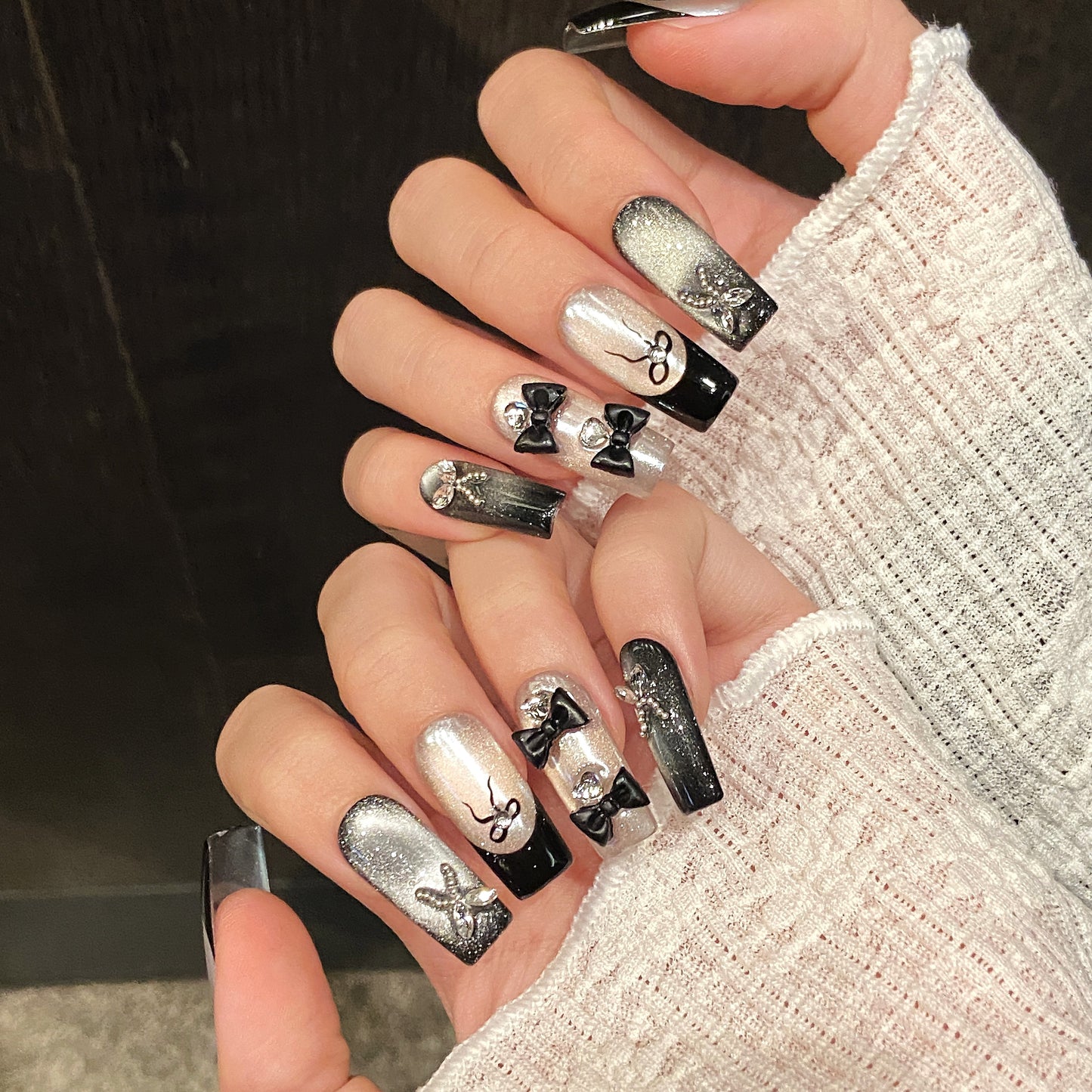 Silver - Black Bow Pearl Chain Elegant Press - on Nails