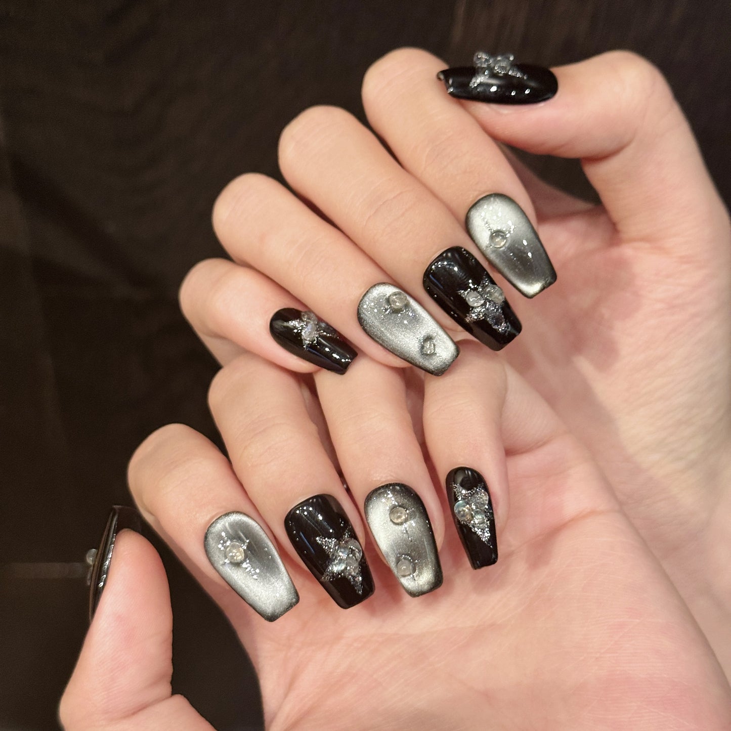 Black - Silver Star Sparkle Press - on Nails