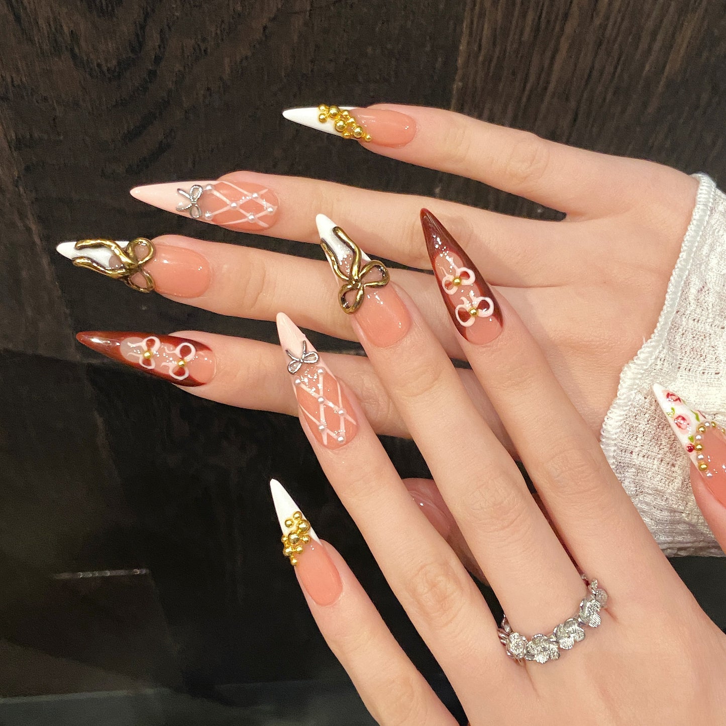 Pink - White Gold Bow Pearl Rose Elegant Press - on Nails