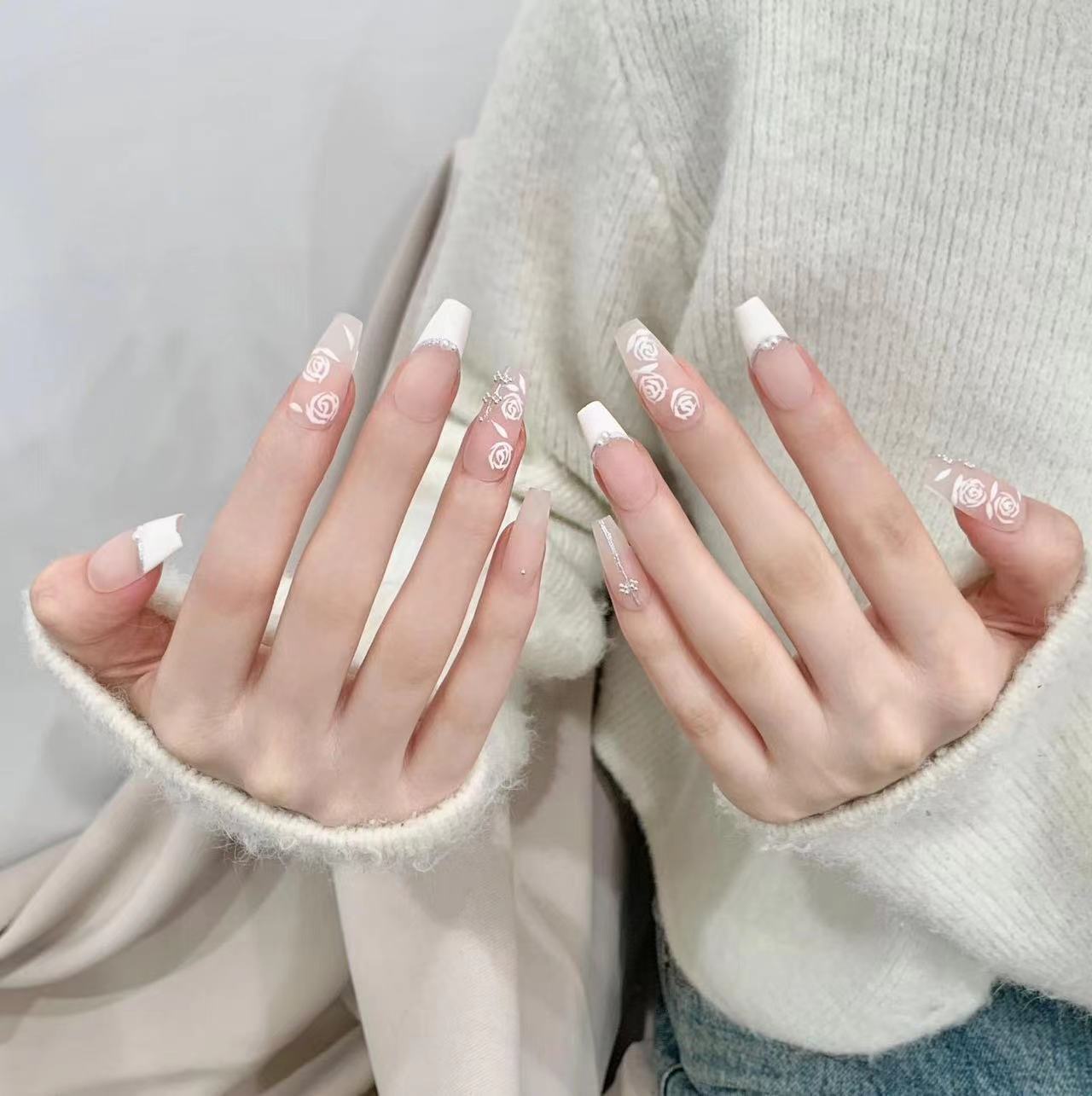 Nude - White Rose Sparkle Elegant Press - on Nails