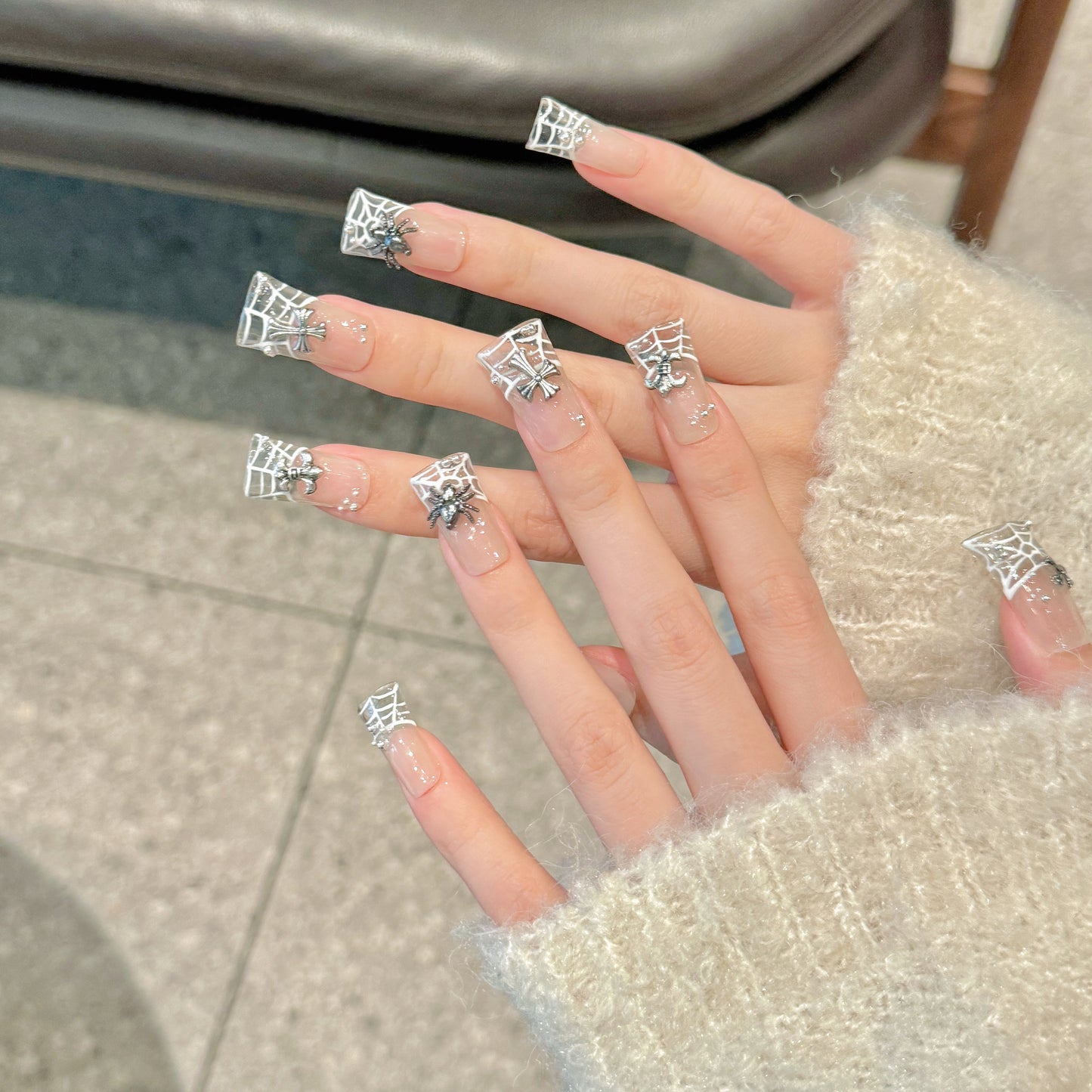 Nude Gothic Spider Web Press - on Nails