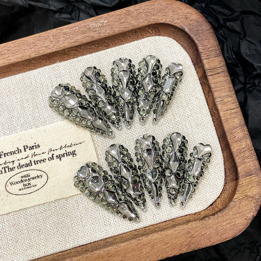 Silver Gemstone Glam Press - on Nails