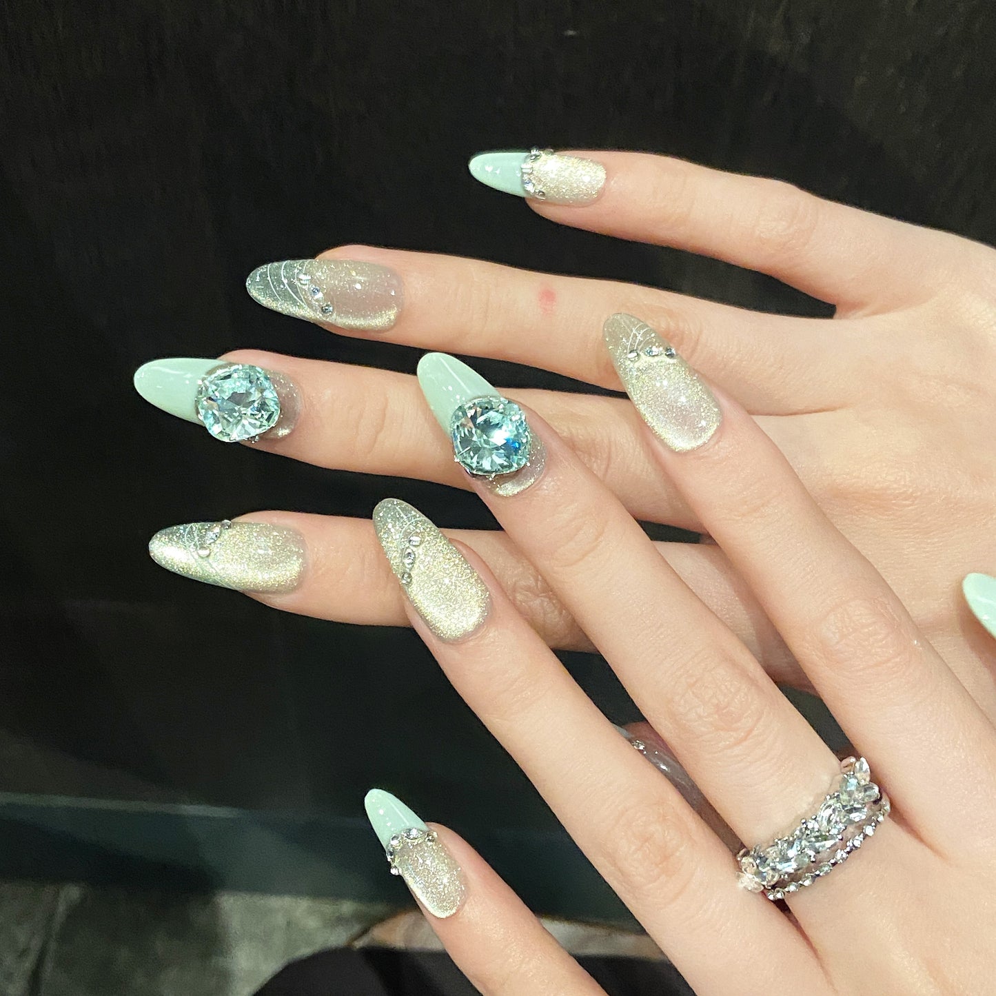 Mint & Silver Glitter Gemstone Glam Press - on Nails