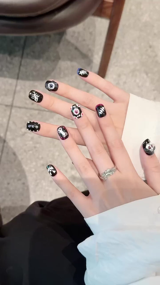Halloween - themed Skull Bone Eye Press - on Nails
