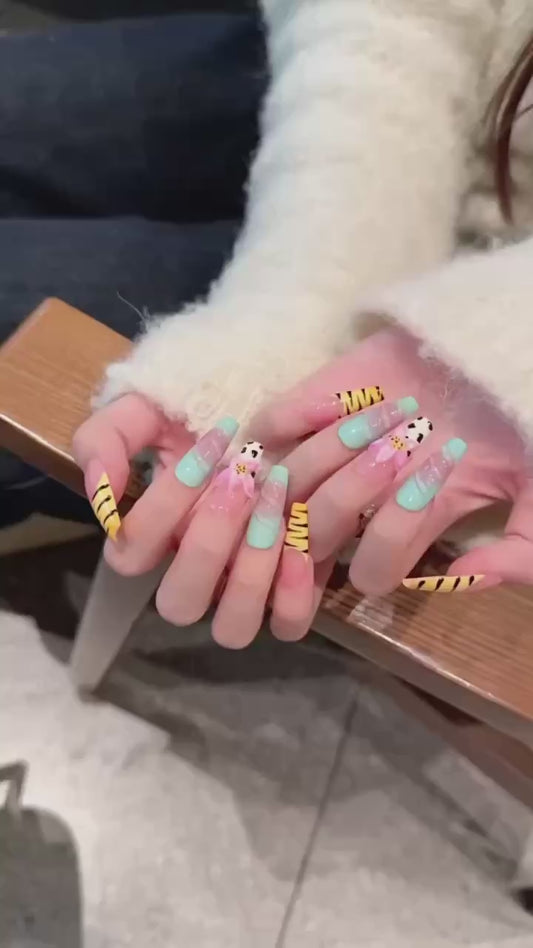 Pink - Blue Gradient Tiger - stripe Floral Press - on Nails