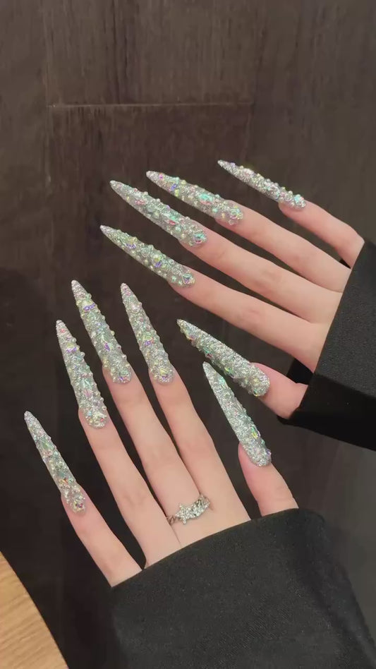 Sparkling Diamond Glam Press - on Nails